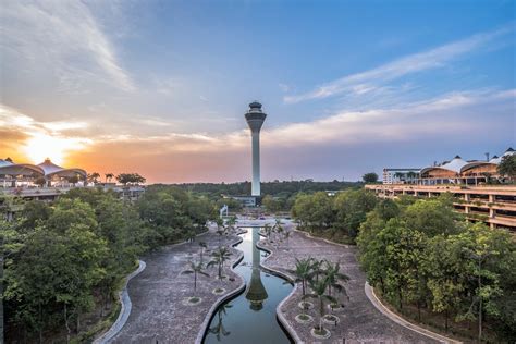 kuala lumpur malaysia airport code